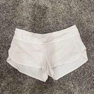 Lululemon women’s speed up shorts